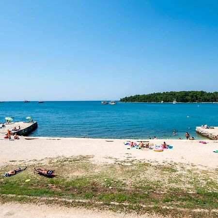 Pineta Mobile Home In Porton Biondi Camp Ρόβινι Εξωτερικό φωτογραφία